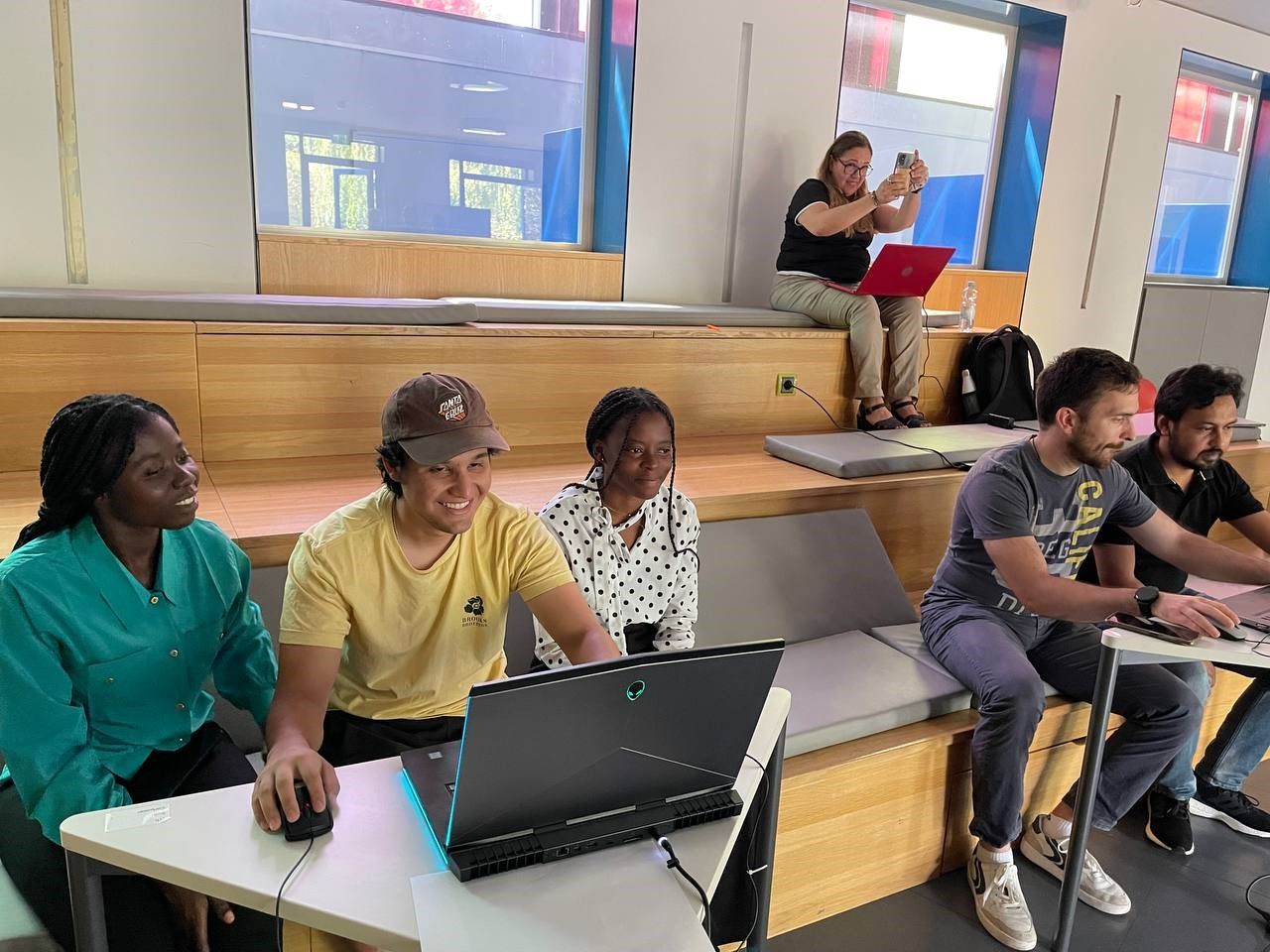 Educational Escape Room in Virtual-Reality 7.jfif